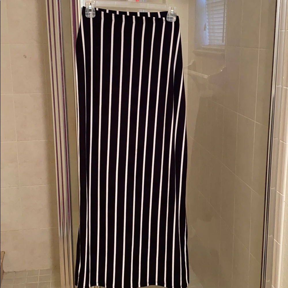 Striped skirt